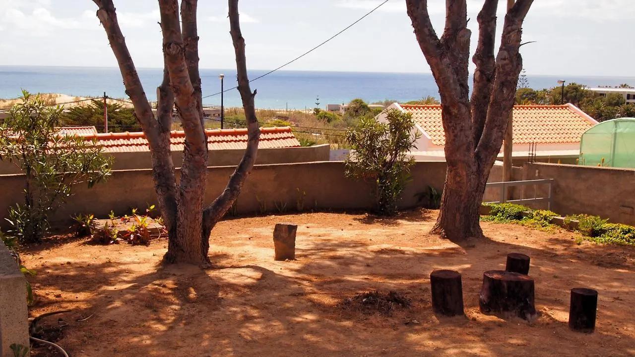 Ourmadeira - Villa Mary, Informal, Close To The Beach بورتو سانتو 0*,  البرتغال